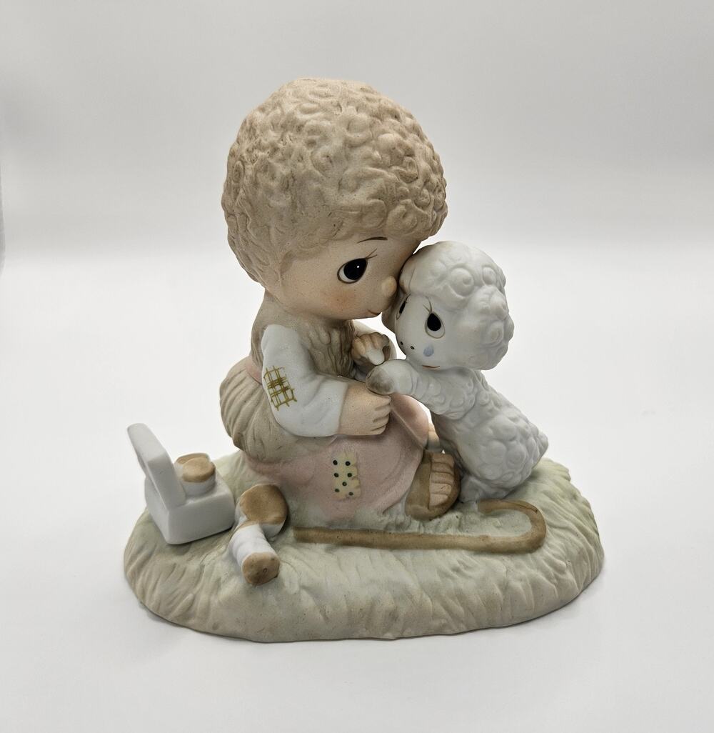 Vintage 1976 Precious Moments He Careth For You E-1377/B Jonathan David Enesco